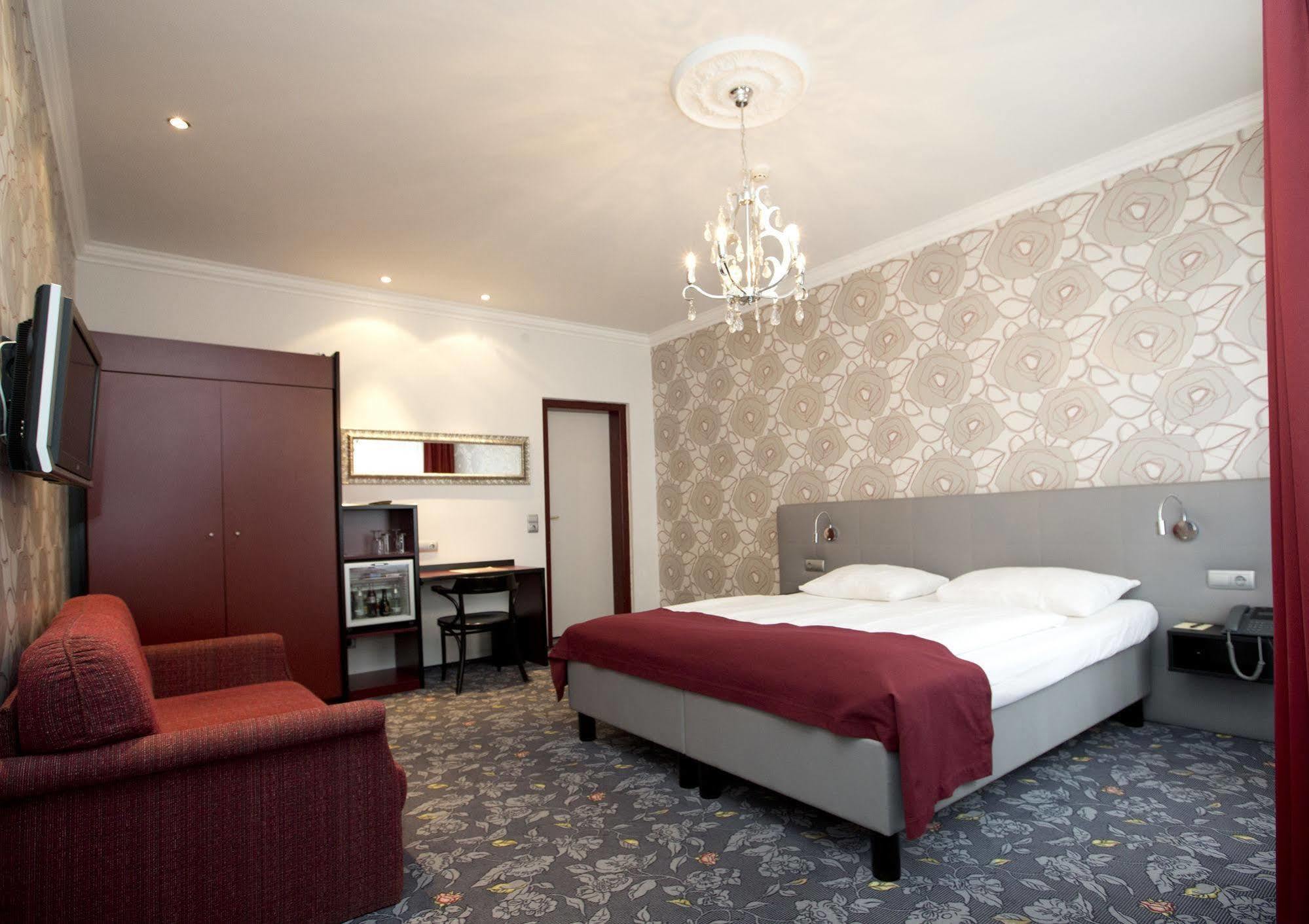 Fuerst Metternich 3* Viena